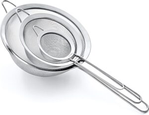 Fine mesh strainer